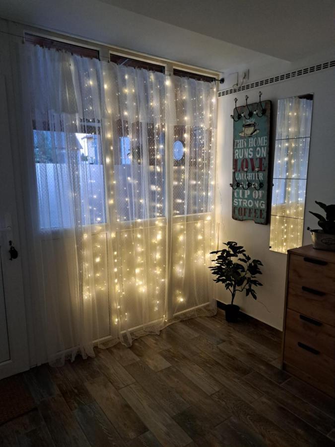 וואראז'דין Apartman Megolina מראה חיצוני תמונה